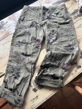 Democracy Olive Green Floral Cargo Pants